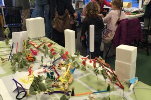 Prototyp över utformningen av gröna stugans park, skapad av barn och vuxna i Bredäng genom en workshop med Openlab.